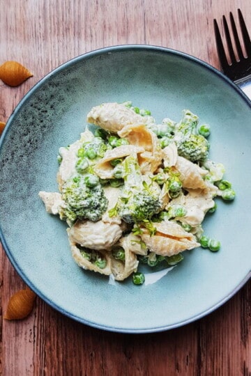 Grøn pastasalat med kylling