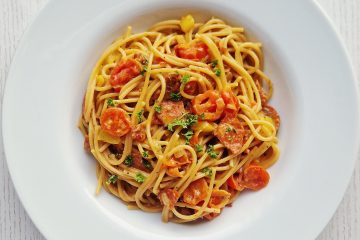 One pot pasta med pepperoni og soltørrede tomater